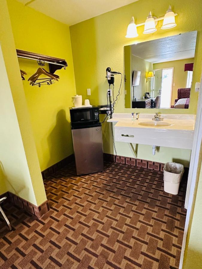 American Inn Princeton Zewnętrze zdjęcie